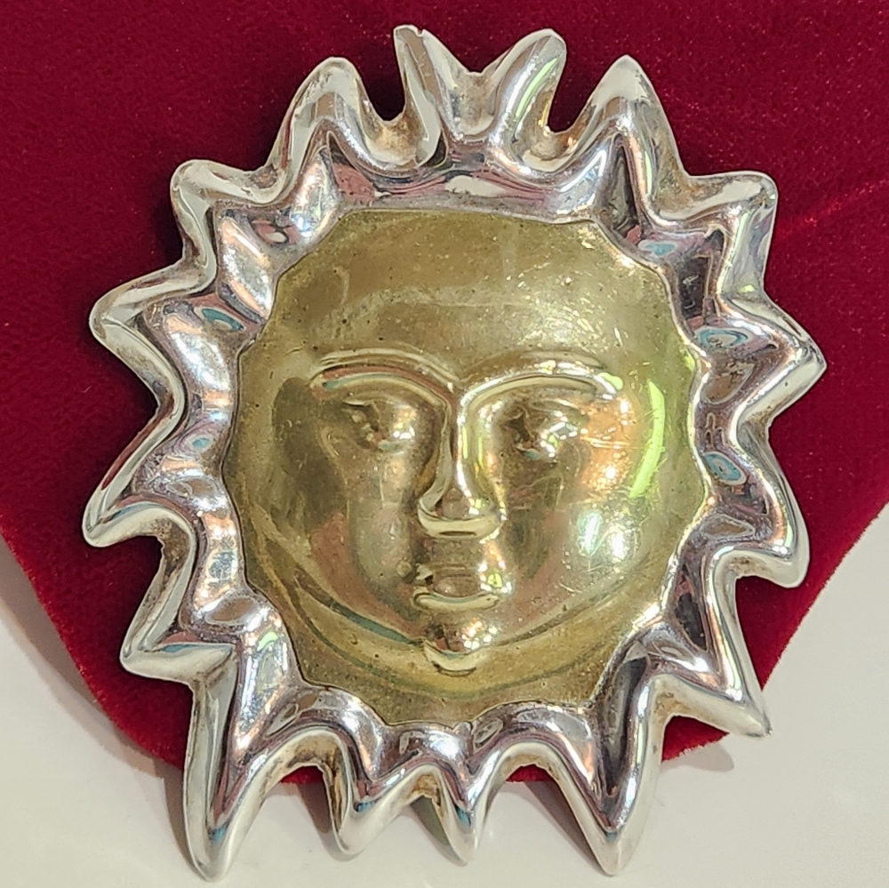 Genuine Vintage Sterling Silver & Gold "2-Tone" SUN Face Pendant/ Brooch
